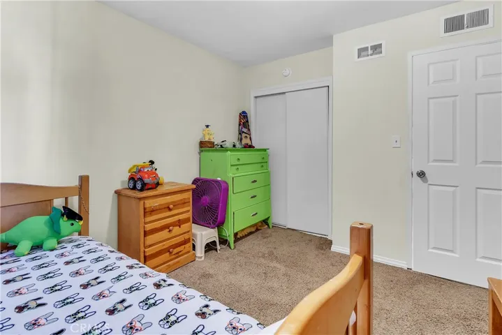 452 E Kettering Street, Lancaster, California 93535
