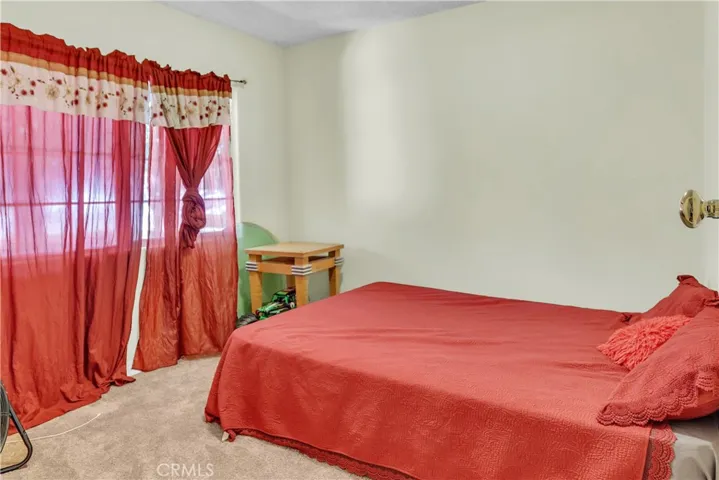 452 E Kettering Street, Lancaster, California 93535