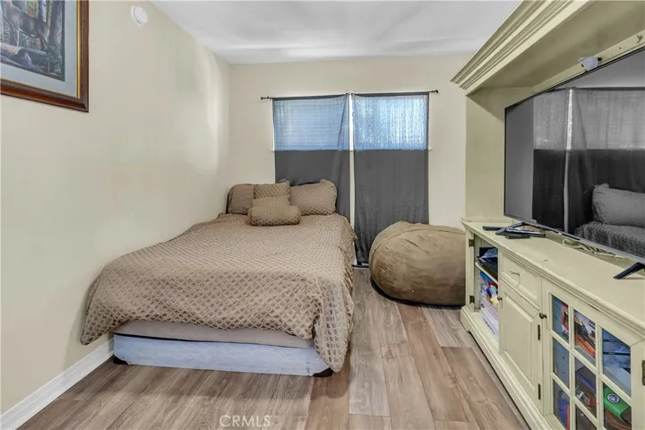 452 E Kettering Street, Lancaster, California 93535