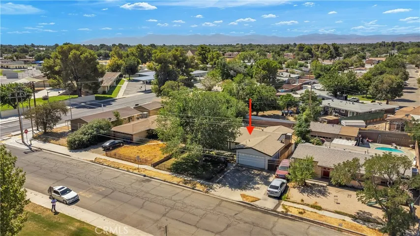 452 E Kettering Street, Lancaster, California 93535