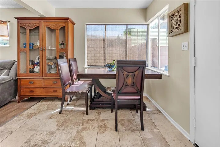452 E Kettering Street, Lancaster, California 93535