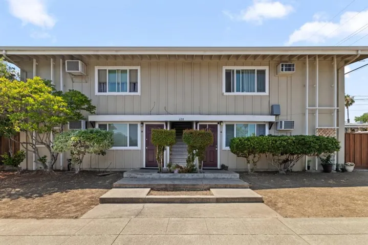 628 Laura Drive, Campbell, California 95008