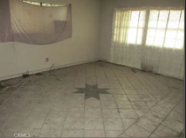 5544 Caroline, Montclair, California 91763