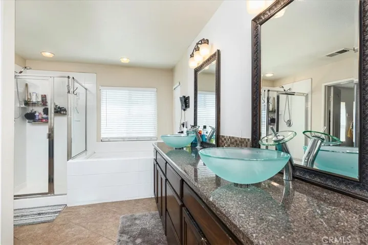 Upgraded Master Bath