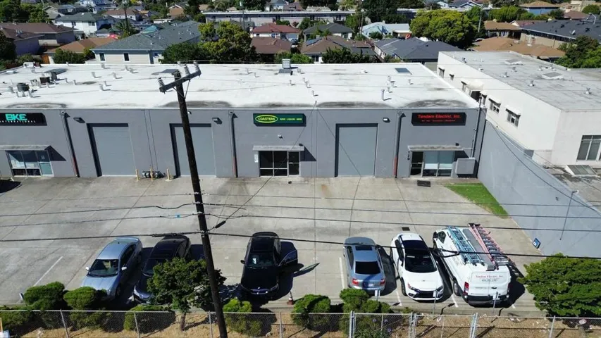 127129 N Amphlett Boulevard, San Mateo, California 94401