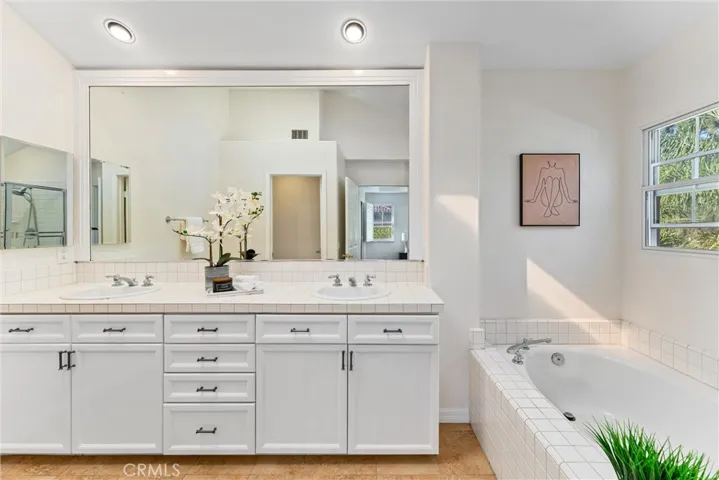 10848 Churchill Place, Tustin, California 92782