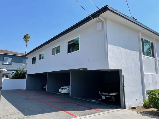 1001 N Van Ness Avenue, Santa Ana, California 92701