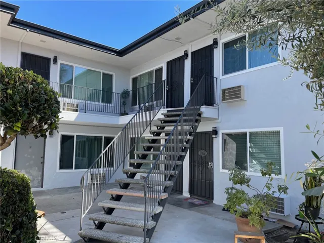 1001 N Van Ness Avenue, Santa Ana, California 92701