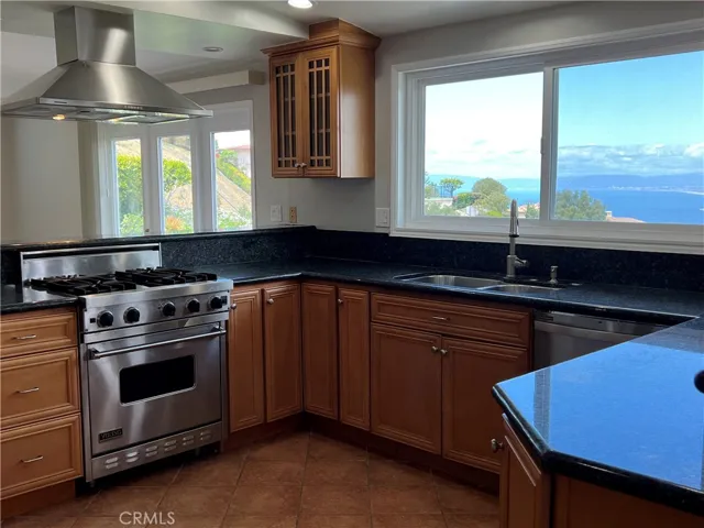 26151 Barkstone Drive, Rancho Palos Verdes, California 90275