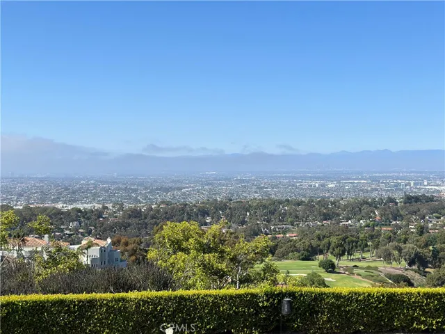 26151 Barkstone Drive, Rancho Palos Verdes, California 90275