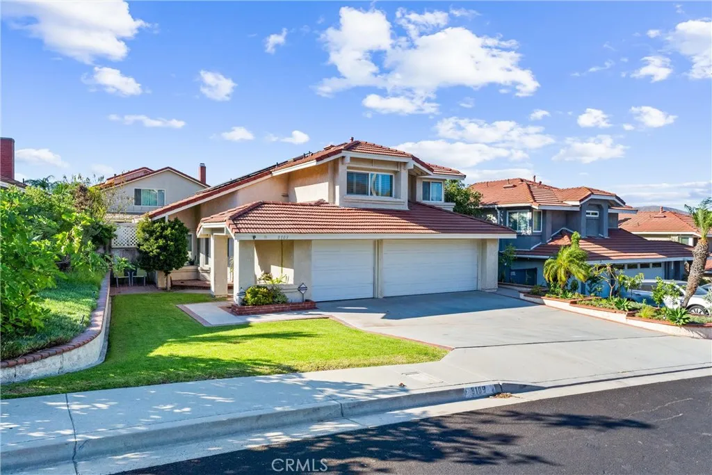 8109 E Kennedy Rd, Anaheim Hills, California 92808 home-pic-2