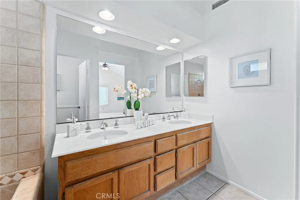 8109 E Kennedy Rd, Anaheim Hills, California 92808 home-pic-33