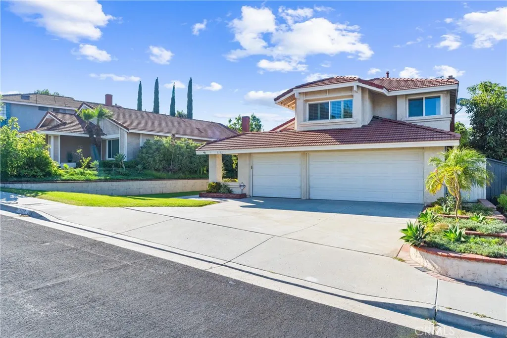 8109 E Kennedy Rd, Anaheim Hills, California 92808 home-pic-3