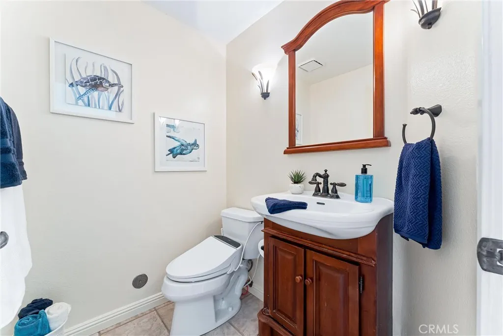 8109 E Kennedy Rd, Anaheim Hills, California 92808 home-pic-22
