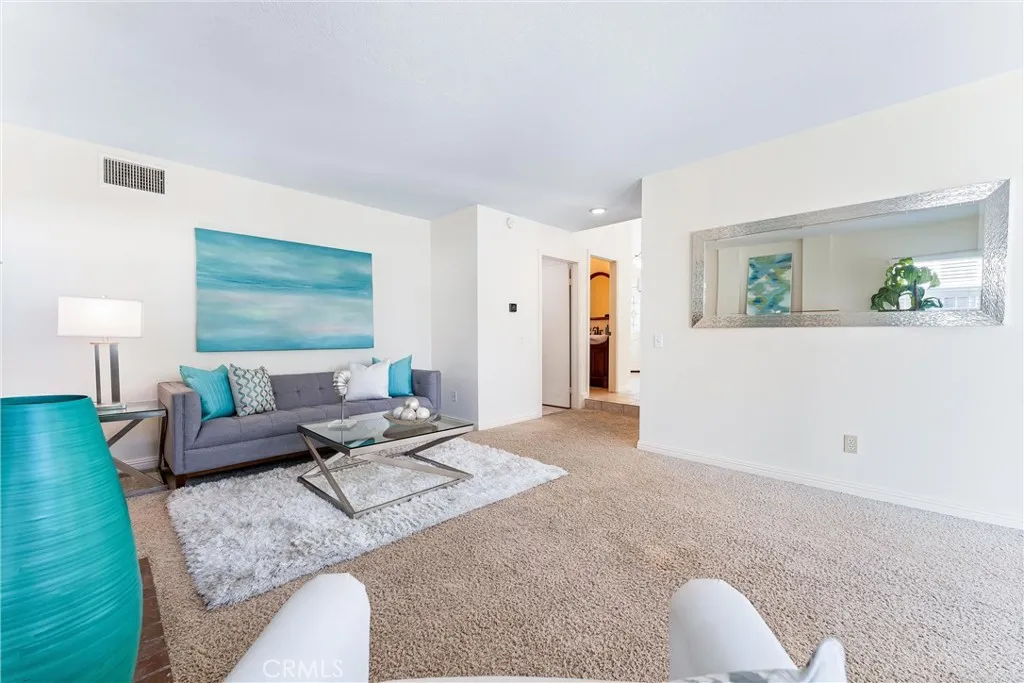 8109 E Kennedy Rd, Anaheim Hills, California 92808 home-pic-15