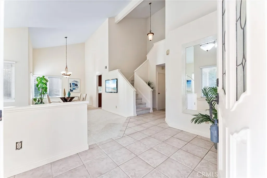 8109 E Kennedy Rd, Anaheim Hills, California 92808 home-pic-5