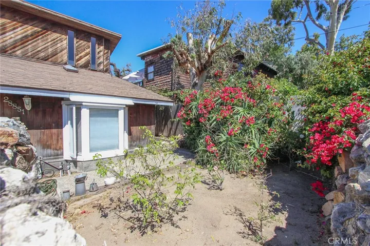 28851 Shady Place, Laguna Beach, California 92651