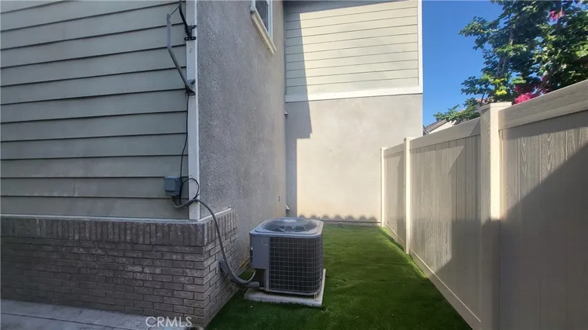 1885 Flint Court, Riverside, California 92501