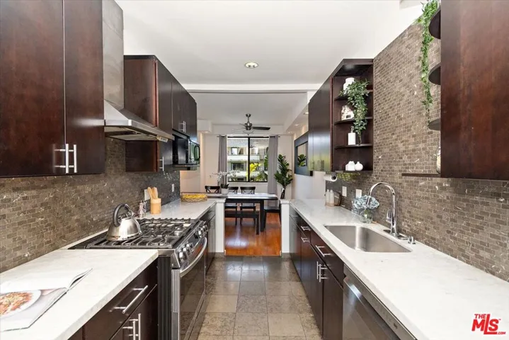 5100 Via Dolce 207, Marina Del Rey, California 90292