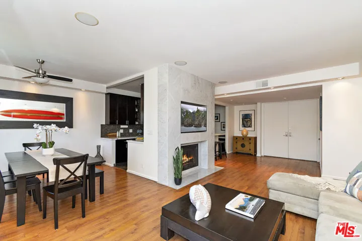 5100 Via Dolce 207, Marina Del Rey, California 90292
