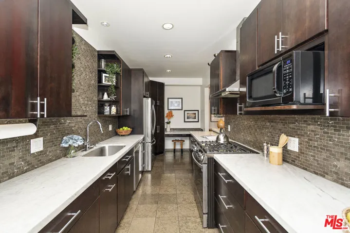 5100 Via Dolce 207, Marina Del Rey, California 90292