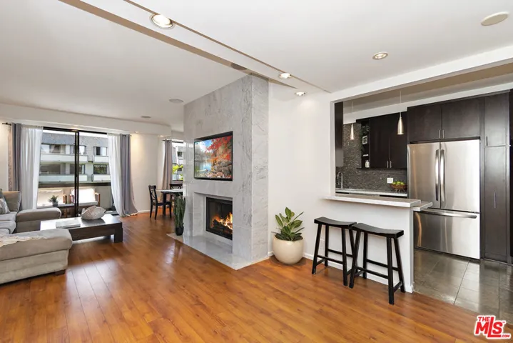 5100 Via Dolce 207, Marina Del Rey, California 90292