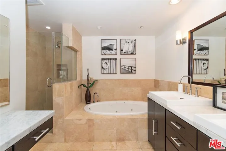 5100 Via Dolce 207, Marina Del Rey, California 90292