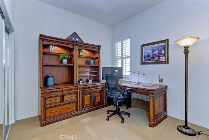 Bedroom 2/Office