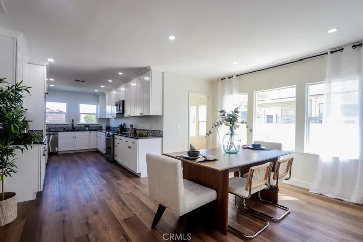 1711 E 6th Street, Long Beach, California 90802