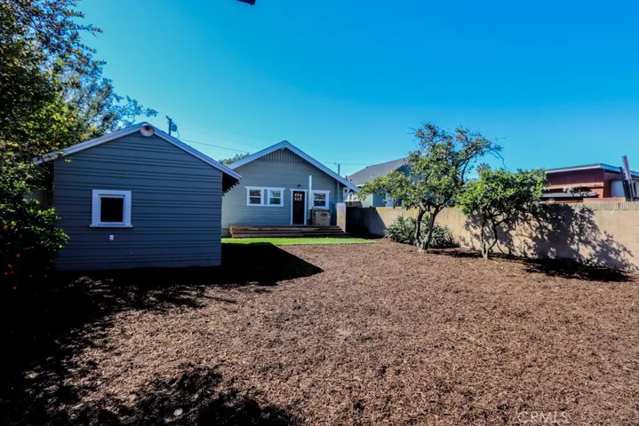 1711 E 6th Street, Long Beach, California 90802