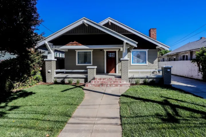 1711 E 6th Street, Long Beach, California 90802