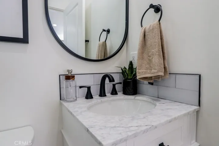 1711 E 6th Street, Long Beach, California 90802