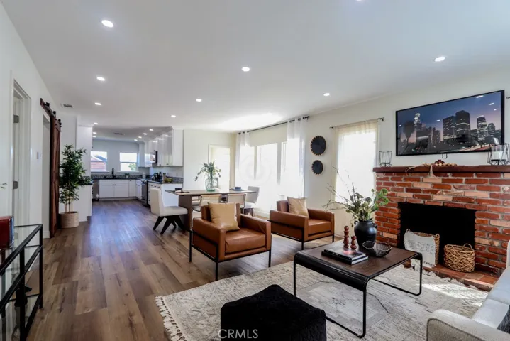 1711 E 6th Street, Long Beach, California 90802