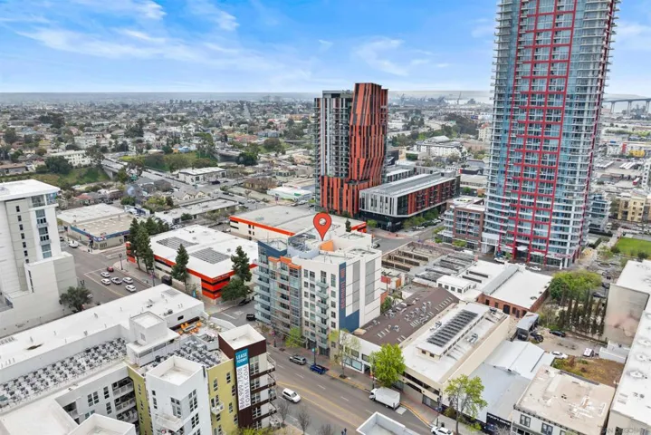 550 15th St 305, San Diego, California 92101