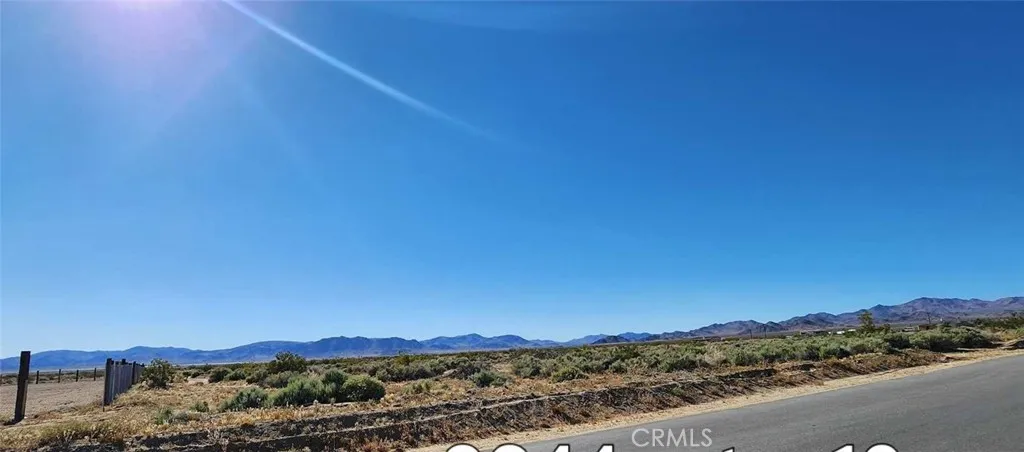 14000 Harrod Road, Lucerne Valley, California 92356
