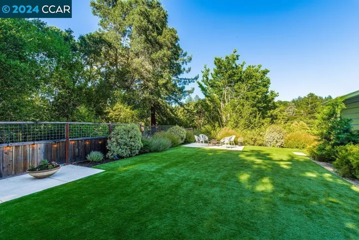 6 Lloyd Lane, Orinda, California 94563