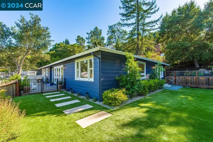 6 Lloyd Lane, Orinda, California 94563