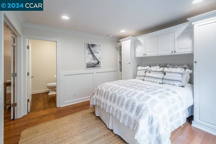 6 Lloyd Lane, Orinda, California 94563
