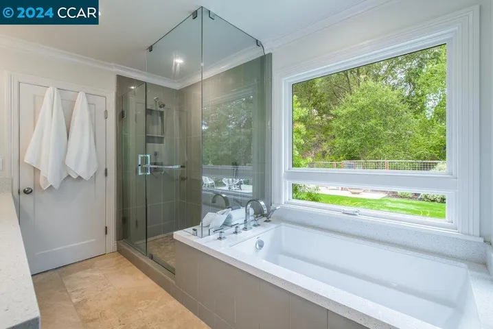 6 Lloyd Lane, Orinda, California 94563