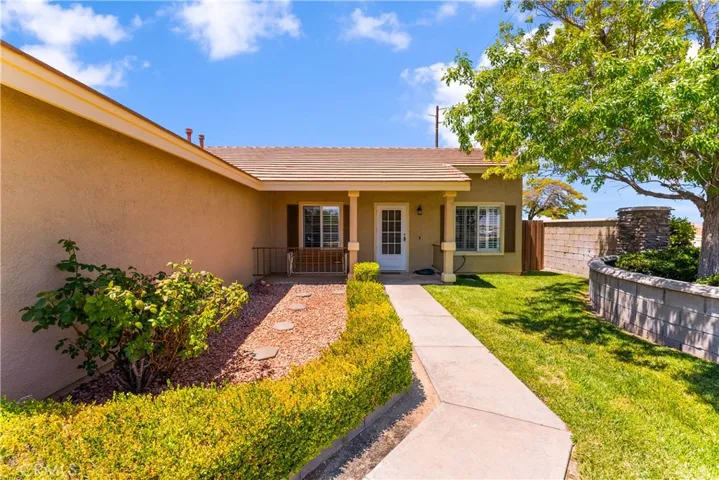 44333 62nd Street W, Lancaster, California 93536