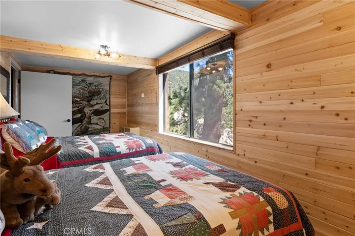 79 Big Bear Tr, Big Bear Lake, California 92315