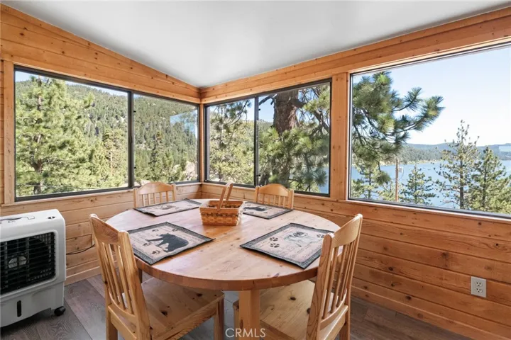 79 Big Bear Tr, Big Bear Lake, California 92315