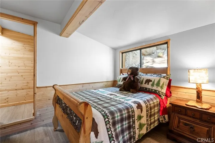 79 Big Bear Tr, Big Bear Lake, California 92315