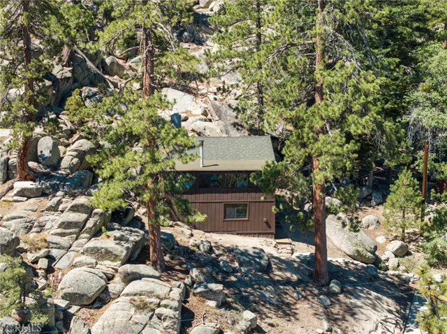 79 Big Bear Tr, Big Bear Lake, California 92315
