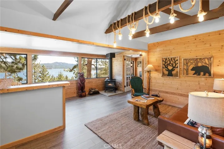 79 Big Bear Tr, Big Bear Lake, California 92315