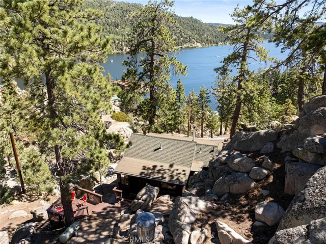 79 Big Bear Tr, Big Bear Lake, California 92315