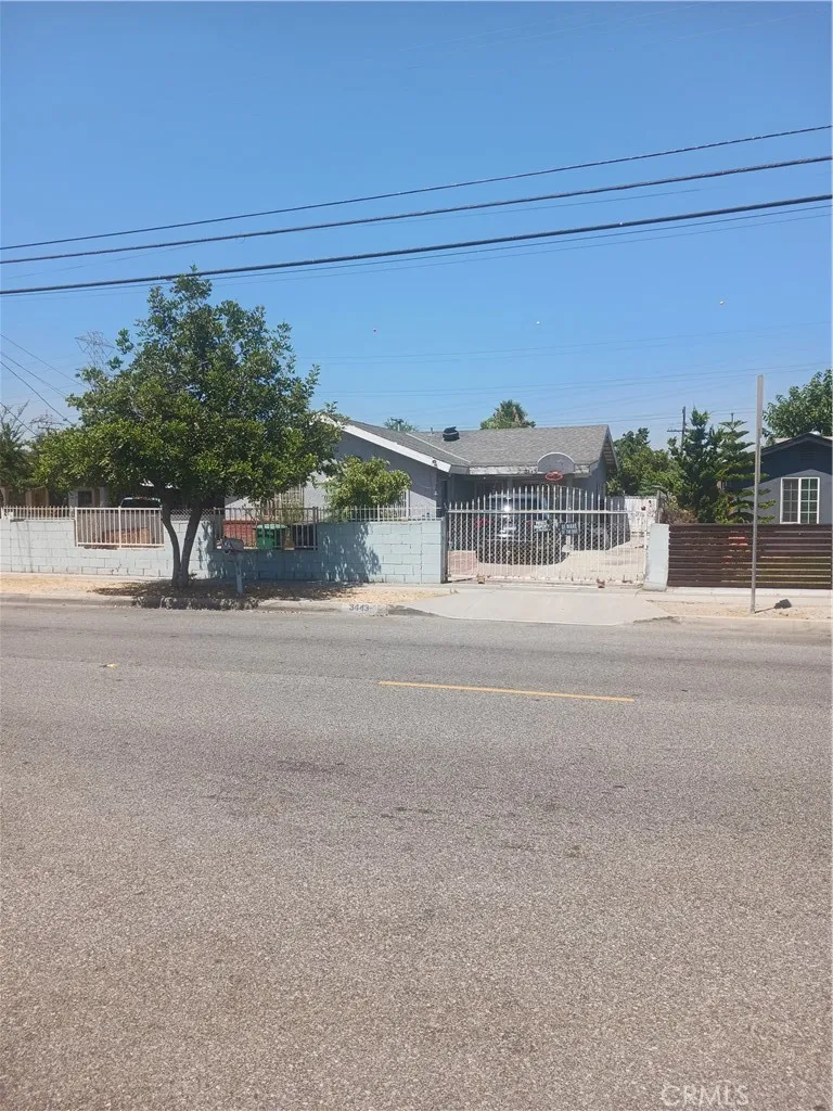 3443 Syracuse, Baldwin Park, California 91700, 3 Bedrooms Bedrooms, ,2 BathroomsBathrooms,Residential,For Sale,Syracuse,CV24157245