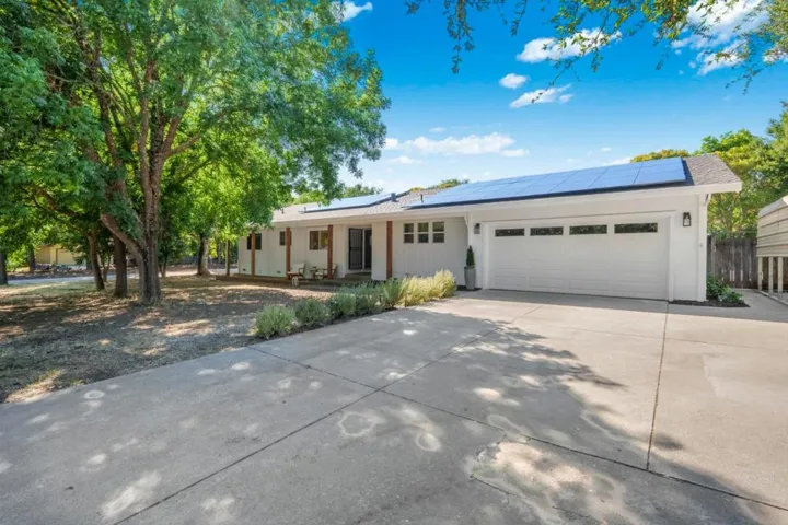 3315 Old Creek Road, Gilroy, California 95020