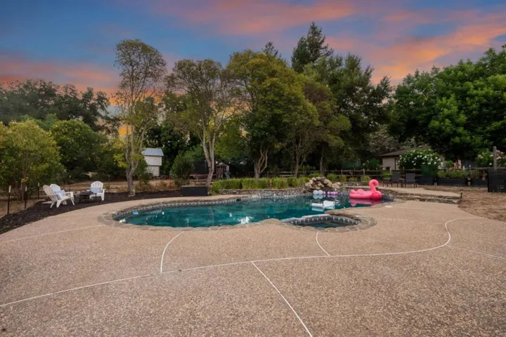 3315 Old Creek Road, Gilroy, California 95020
