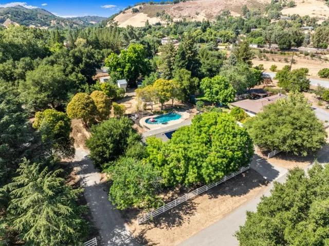 3315 Old Creek Road, Gilroy, California 95020